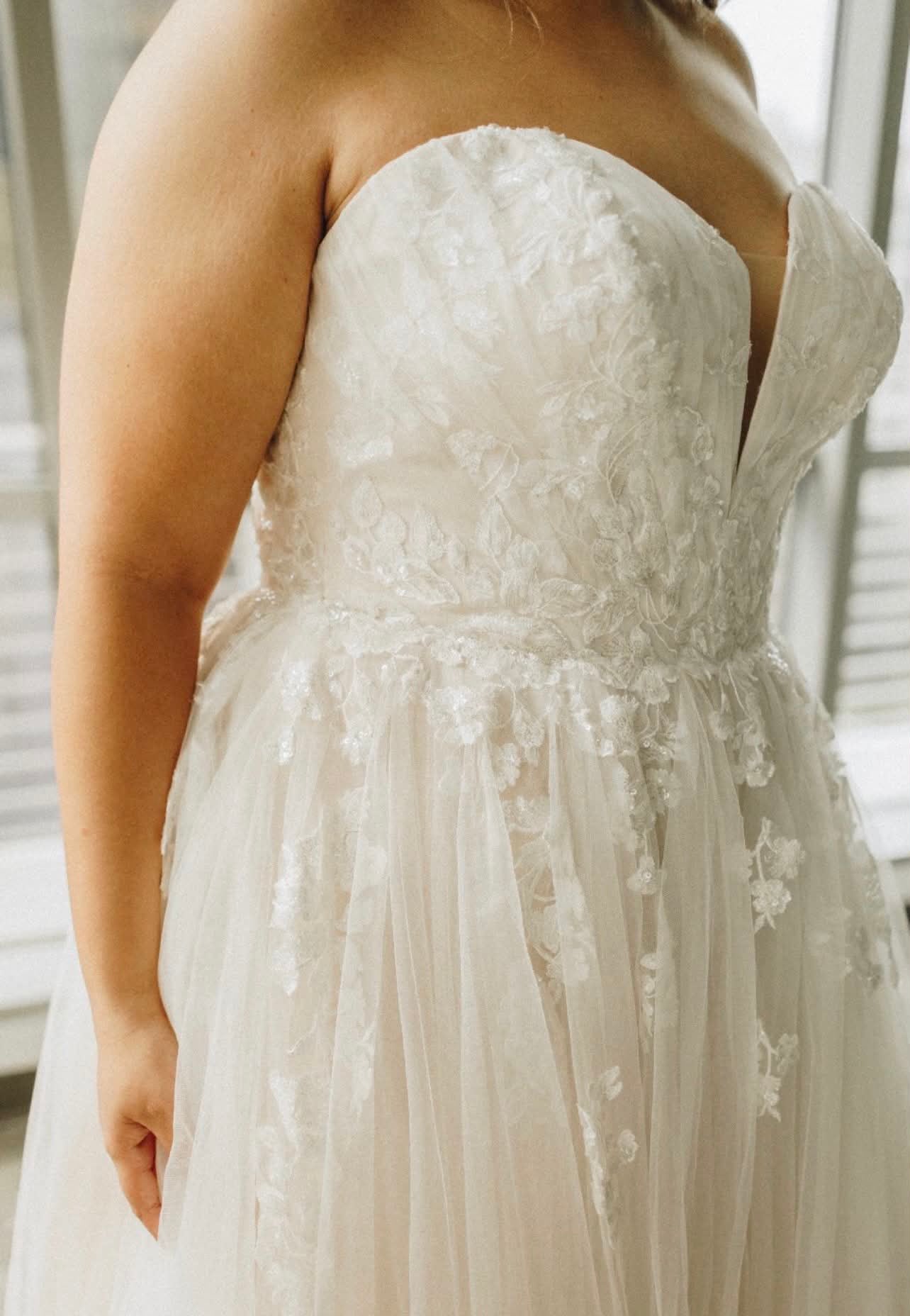 Stella York 7077