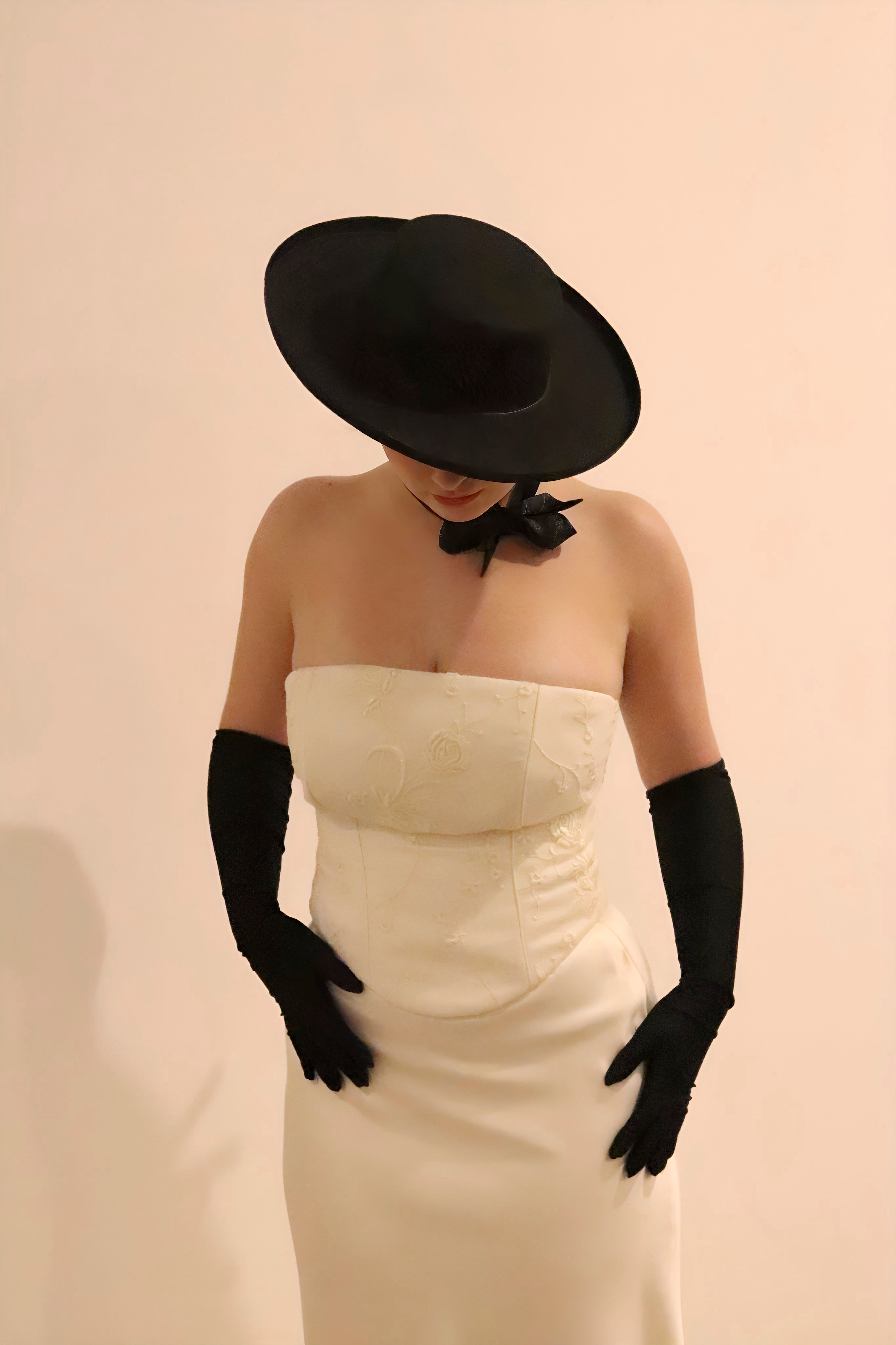 Maria Rollings Strapless wedding dress hire Perth with finely constructed bodice and soft silky simple skirt, fits AU12-14