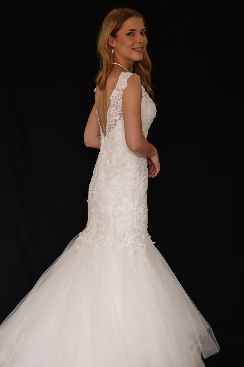 Essense of Australia wedding dress hire Perth with beaded lace bodice and trumpet tulle skirt, fits AU10-12