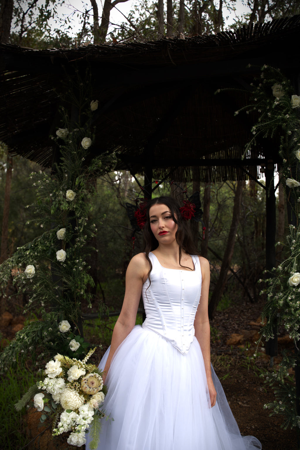 Exposed boning square neck bodice wedding dress hire Perth with luxury soft tulle princess skirt, fits AU4-