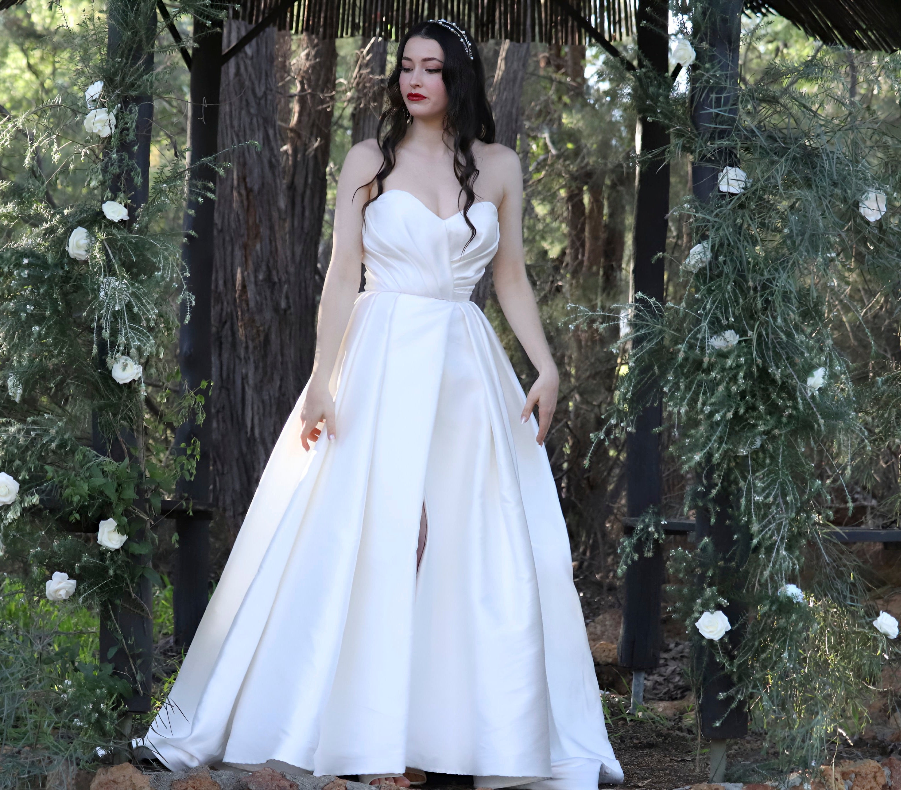 Reem Acra wedding dress hire Perth – ruched corseted bodice with dramatic full skirt and side slit, fits AU4-8