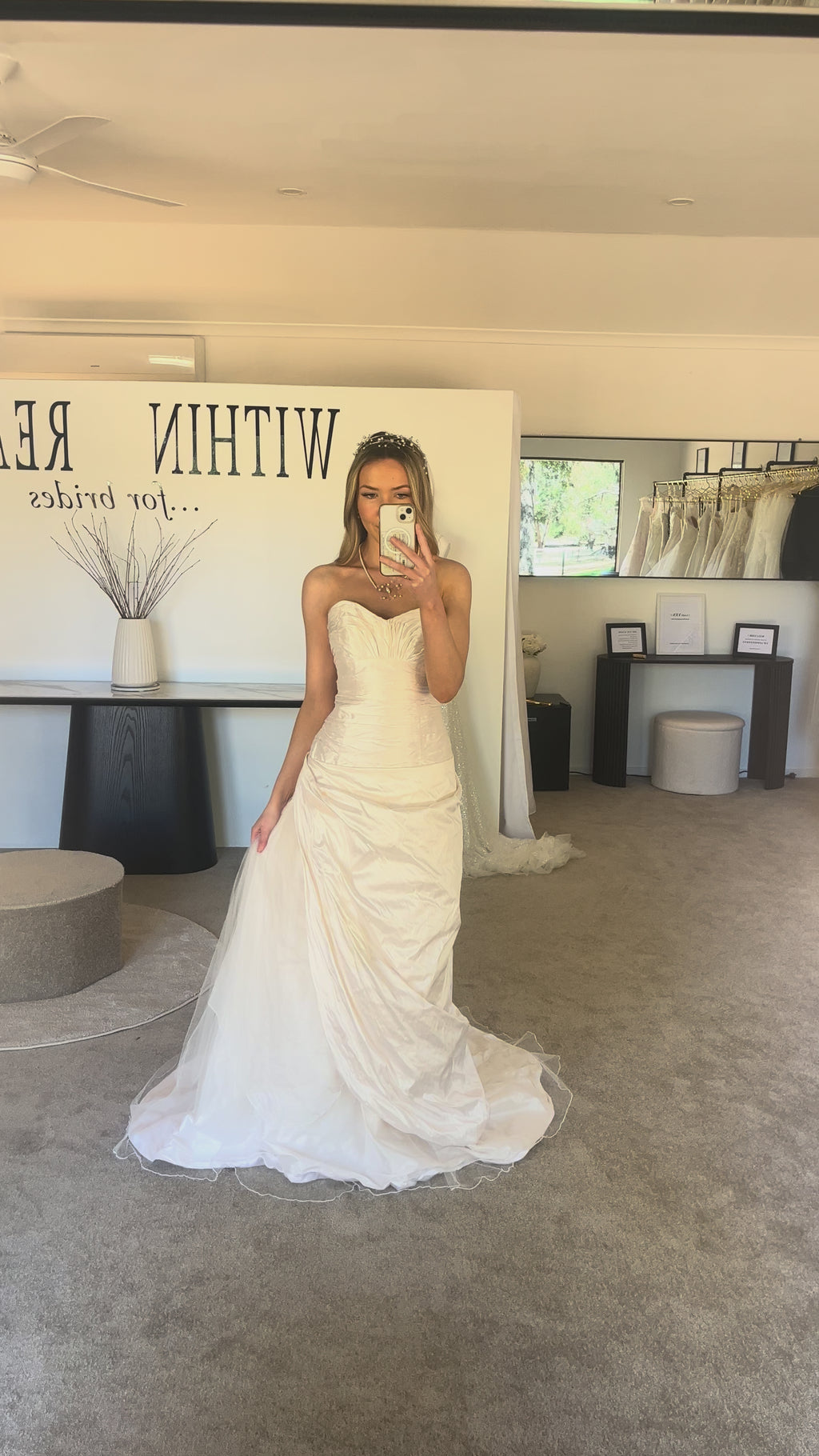 Pallas Couture - Emily