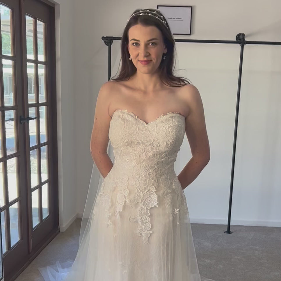 Allure Bridal - 3057